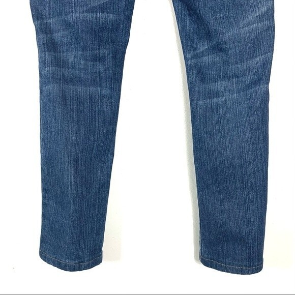 The Limited Blue Slightly Distressed Women's Jean Pants Size 8 - Picture 5 of 9